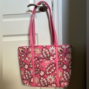 Vera Bradley Tote, NWT